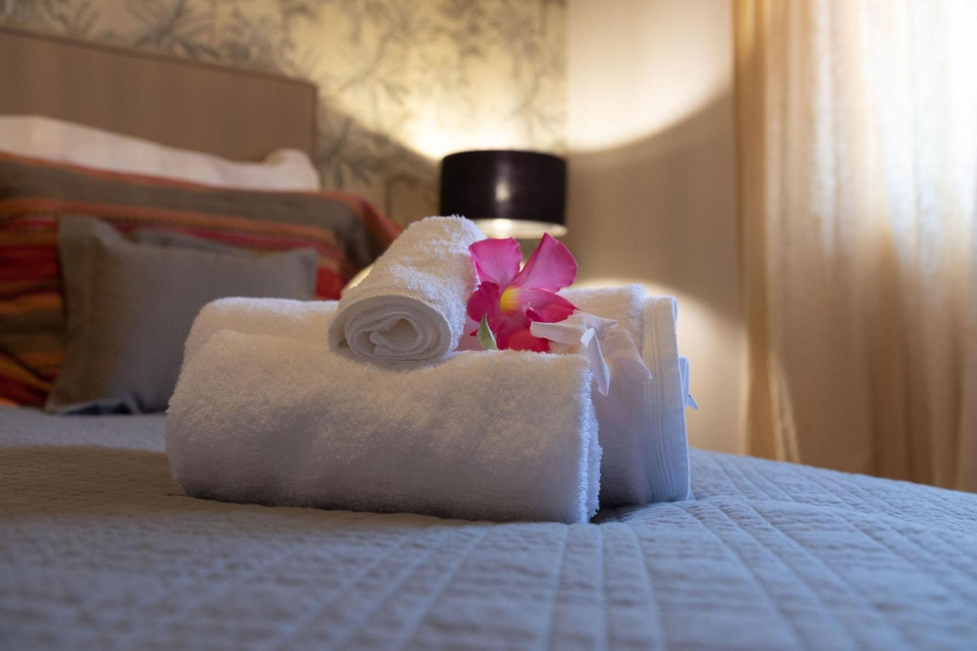 La Pastorella Boutique Hotel Maierà Oda fotoğraf