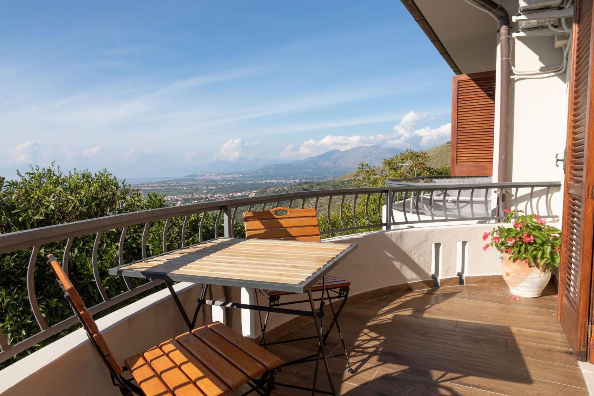 La Pastorella Boutique Hotel Maierà Oda fotoğraf